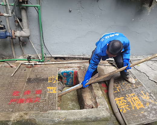 本号镇清掏化粪池